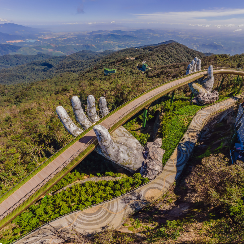 Golden Bridge Ba Na Hills