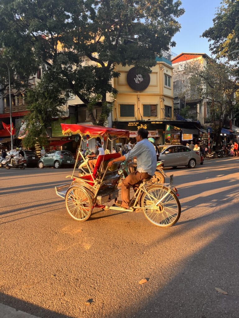 Tuk tuk Hanoï - Vietnam