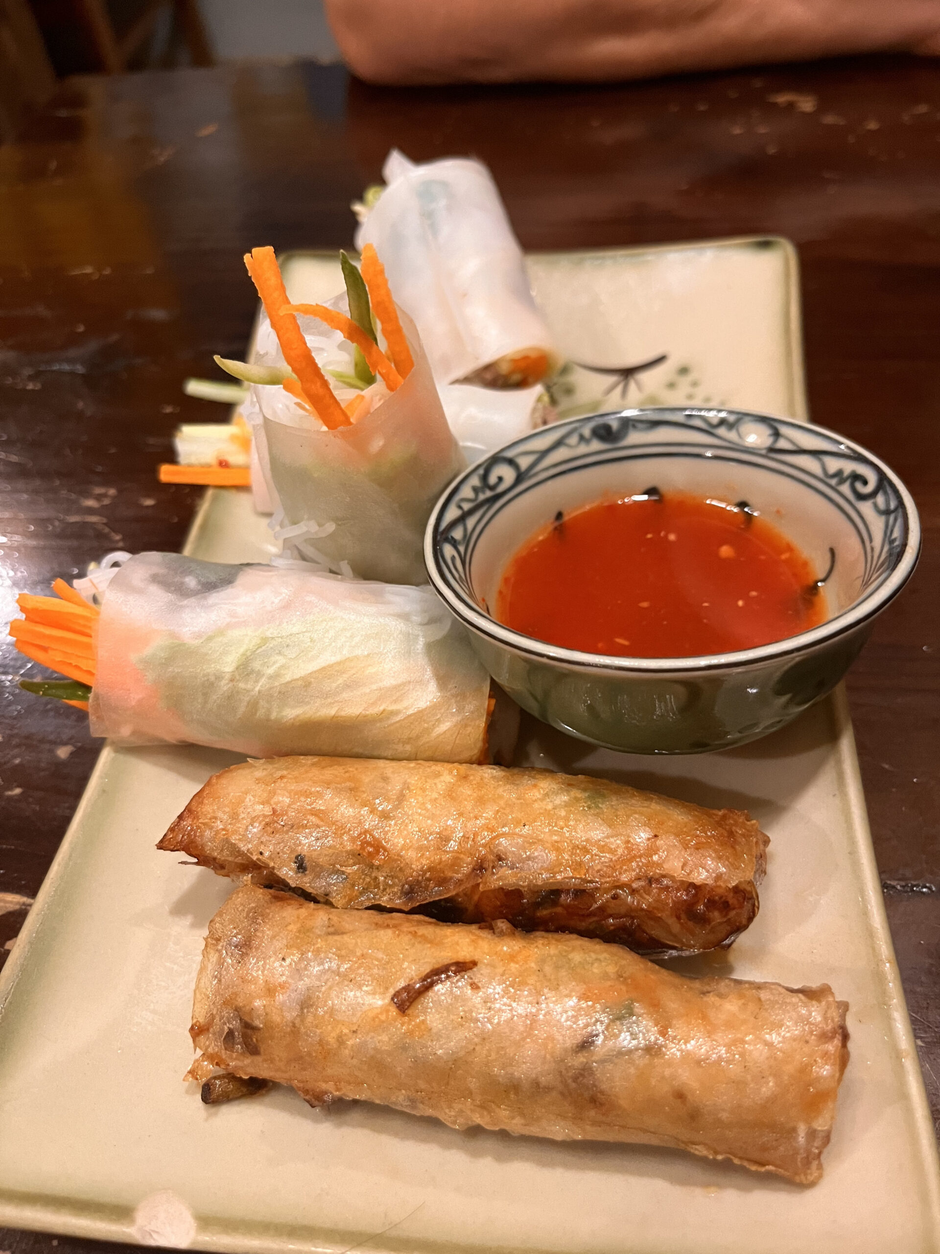 MẸT Vietnamese restaurant & Vegetarian Food