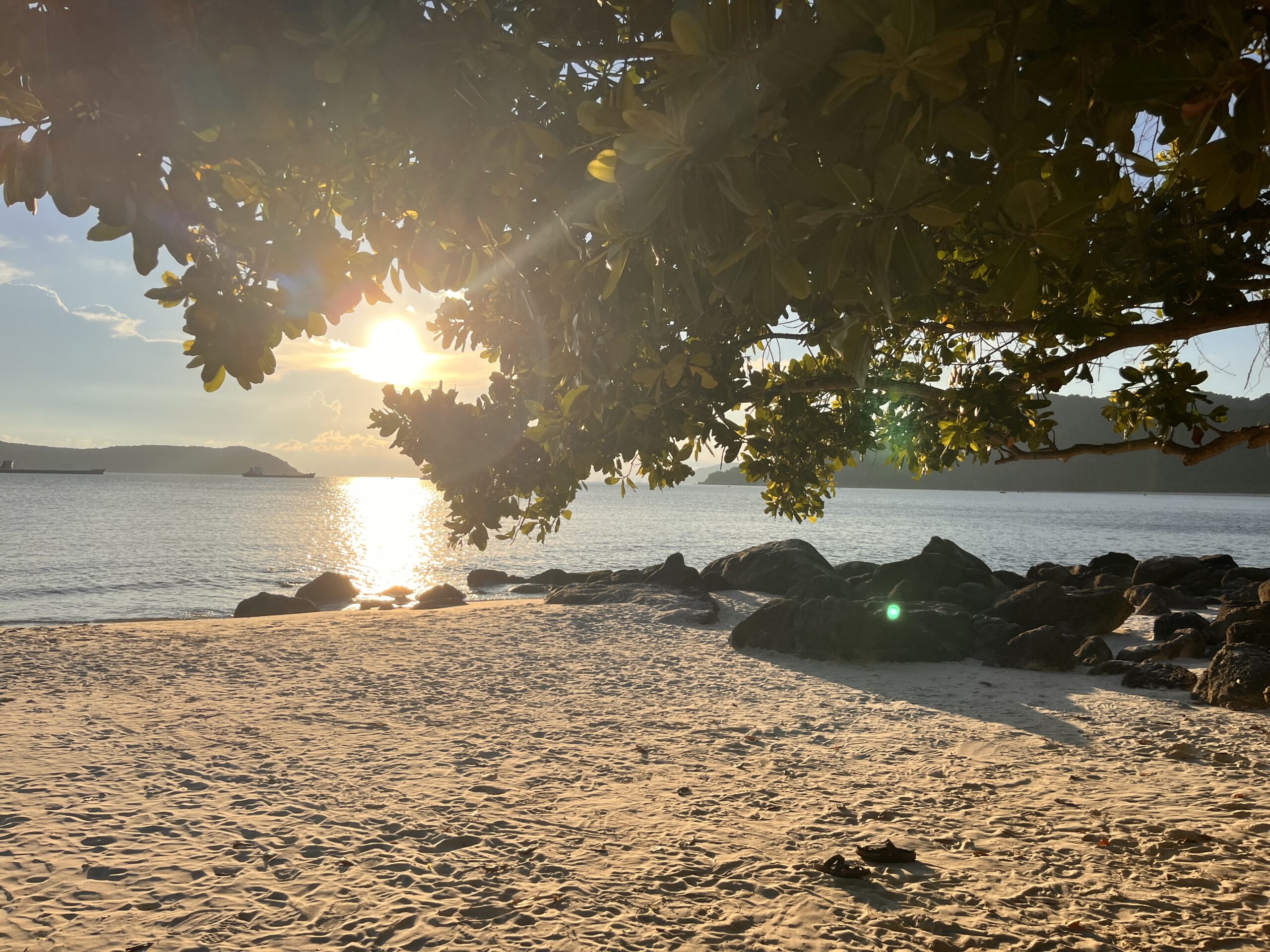 coucher de soleil plage ile de cham